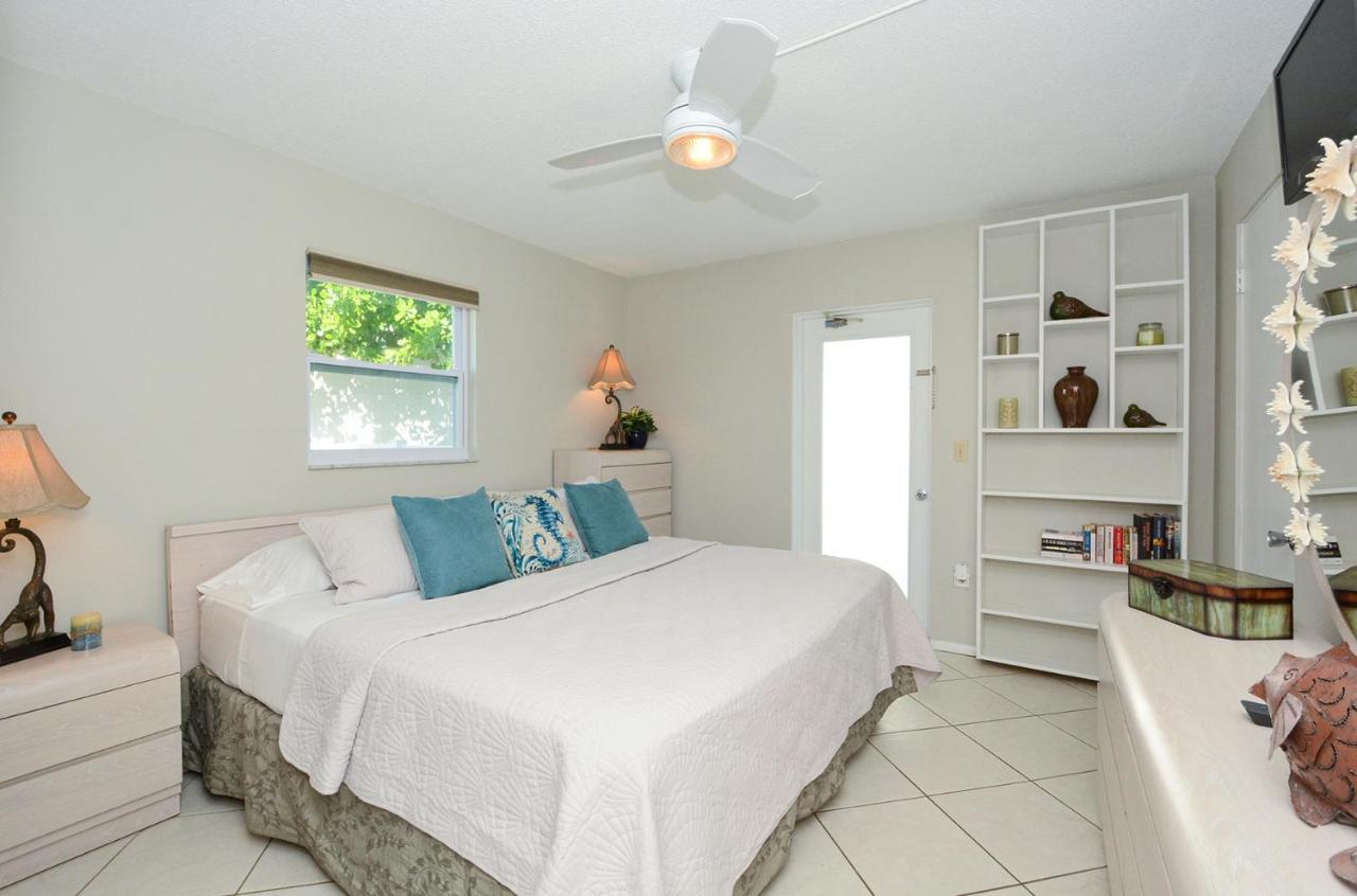 Canal 313 - Right In Siesta Key Village! ภายนอก รูปภาพ